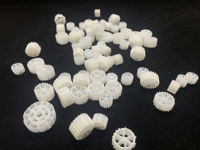 10X7mm MBBR Y3 K1 Bio Filter Media Pond مساحة سطح كبيرة 1